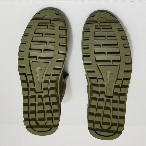 NIKE Xarr ‘the10th’ Mountain Boot in Triple-Green - Picture 8 of 16